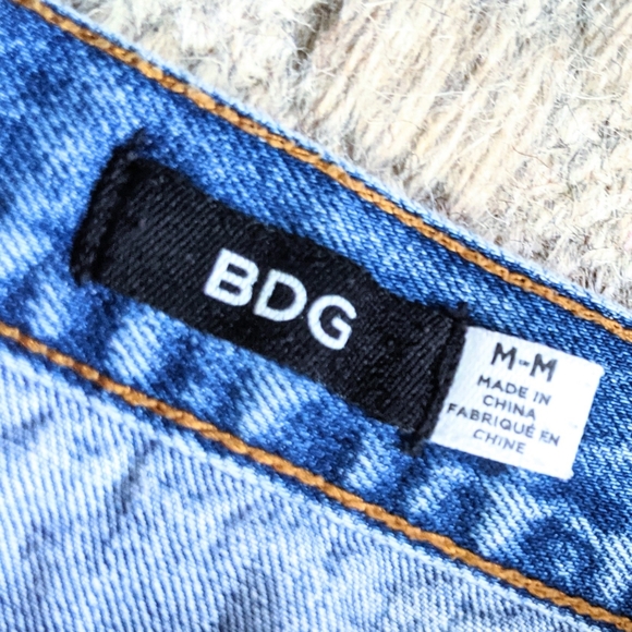 BDG Denim Mini Skirt with Snap Buttons - Picture 4 of 6